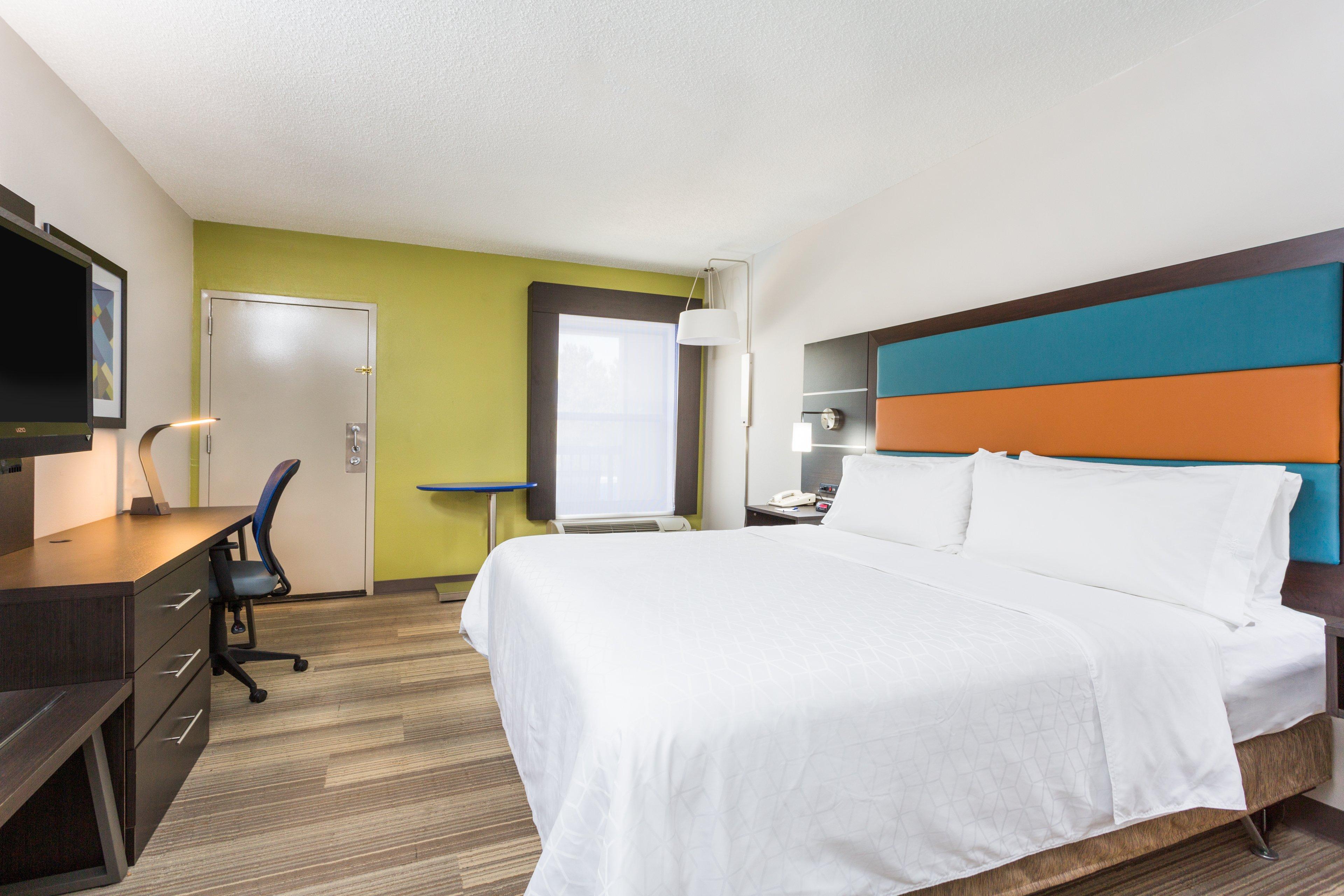 Holiday Inn Express - Plymouth By Ihg Exterior foto