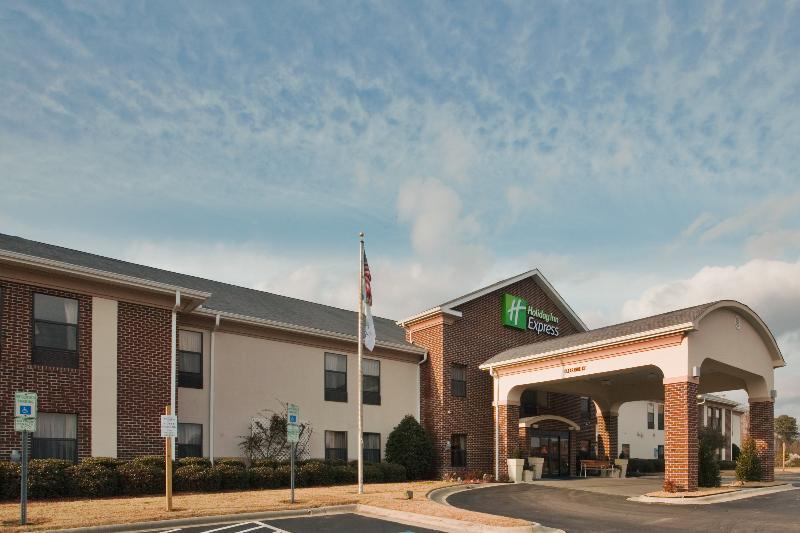 Holiday Inn Express - Plymouth By Ihg Exterior foto