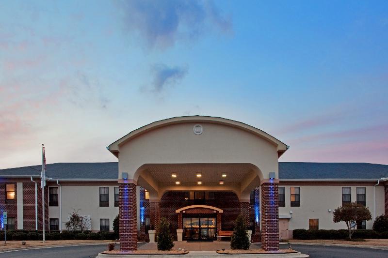 Holiday Inn Express - Plymouth By Ihg Exterior foto
